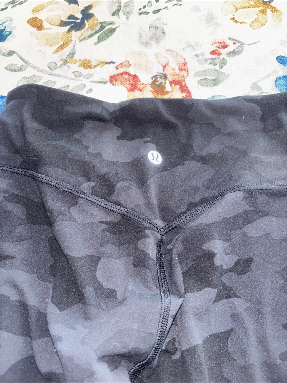 Lululemon Align Jogger 28"
Incognito Camo Multi Grey - Picture 4 of 4